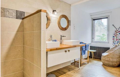 2 Bedroom Gorgeous Apartment In Carentan - Foto 13