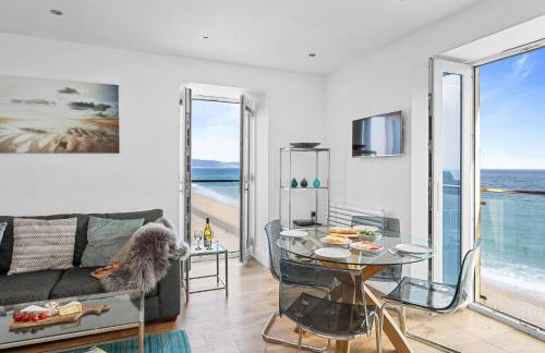 14 At The Beach, Torcross - Foto 1