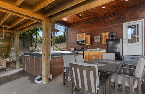 Cabin in the Sky with an outdoor kitchen - Foto 25
