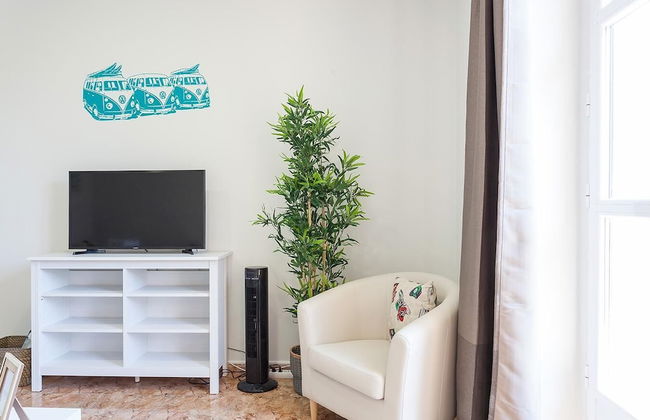 Stunning Urban Apt. Historic District - Sol - Photo 20