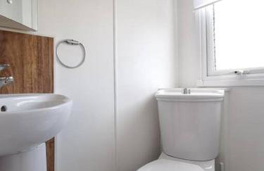 Lakes and woodlands hiking Overstone Holiday Park - Foto 29