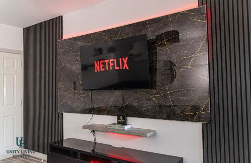 The Modern Suite 1BR Apartment Near Etihad Stadium & Coop Live - Foto 2