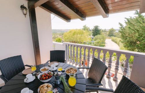 Apartment Ljubica with pool - Photo 25