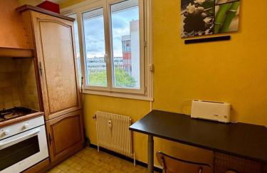 Tram 50 m, Balcon, Parking facile - Foto 10