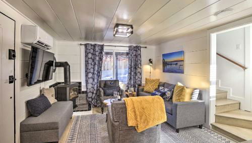 Walk to Lake Tahoe Cozy Zephyr Cove Cabin! - Foto 5