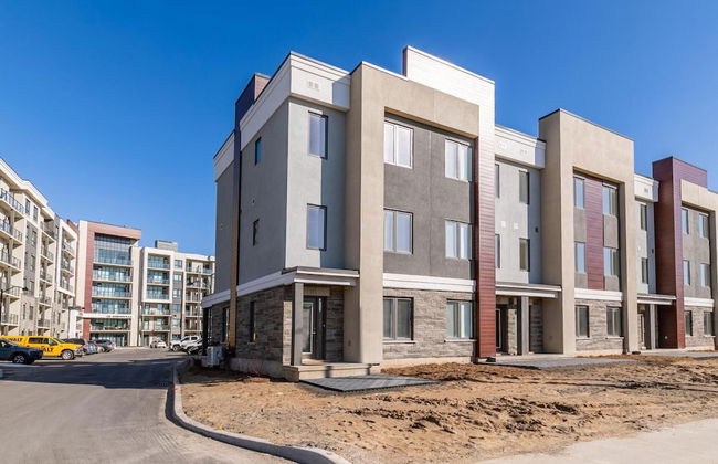 4BR 3BA Townhouse on Lake Ontario Free Parking Gym - Foto 14