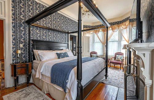 Master King Room Victorian with Private Bathroom in a Historic house - Foto 22