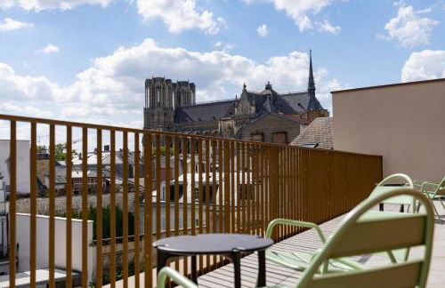 Les Suites 7 Anges - Vue Cathédrale, Parking & Centre Historique Reims - Foto 29