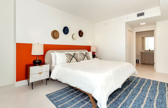 Roami at Grove 27 - Photo 33