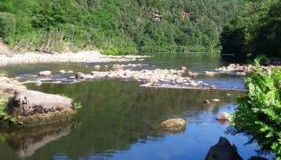 Maison proche rivière - 6 à 8 personnes - Foto 2