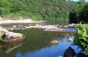 Maison proche rivière - 6 à 8 personnes - Foto 2