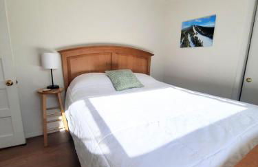 Mountain Peak Views from Hot Tub in Uptown 2 Bdr - Foto 3