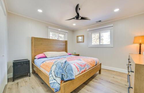 Deck and Scenic Views Lakefront Cottage in Hale! - Foto 11