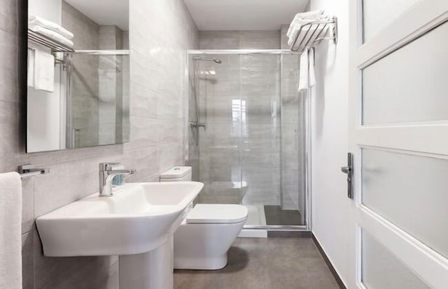 Apartamentos Lux Santiago - Photo 24