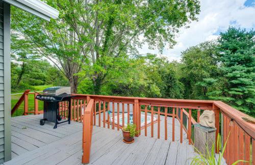 Blacksburg Hideaway with Hot Tub about 5 Mi to Campus! - Foto 26