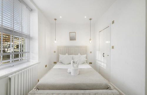 Stylish Kentish Town HomePrivate Garden Jacuzzi - Foto 16