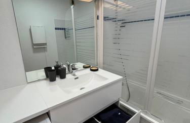 F2 calme et lumineux avec balcon au cœur du Vieux Lille - Foto 21