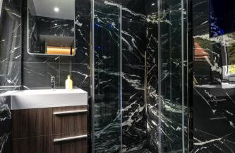 Amos Lodge Deluxe Accommodation - Photo 2