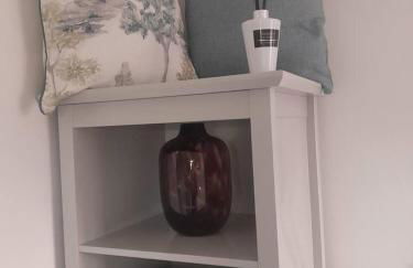 1-Bed House Sleeps 4 Free Parking - Foto 13