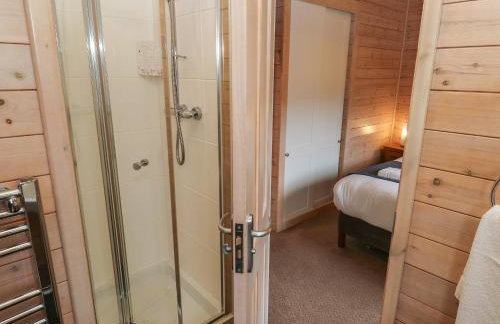 Dovestone Secluded Luxury Lodges sleeps 6 - pets welcome - Foto 13