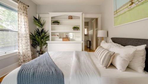 Stay Portland - Portland Classic - Parks, Eateries & Local Shops - Photo 4