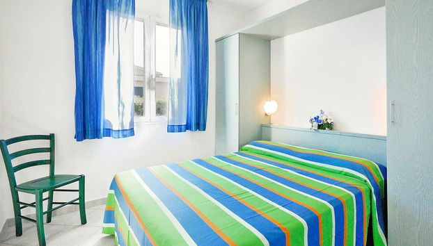 Villa in Cecina Mare Near Sandy Beaches - Foto 5, Habitación