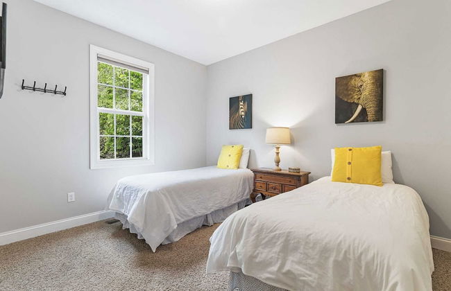 Fairview Vista by Avantstay 10 Mins to Asheville - Foto 13