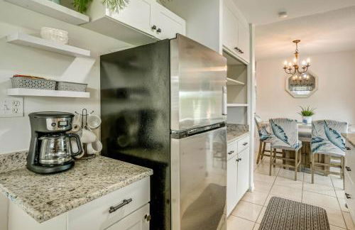 Port Charlotte Home with Sunroom, Grill and Fire Pit! - Foto 12