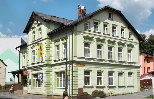 Base Camp 1 - Foto 19