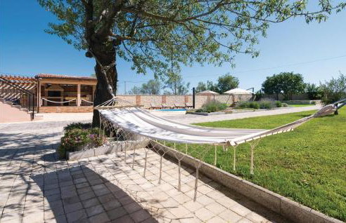 Five-Bedroom Holiday Home In Gorica - Foto 10