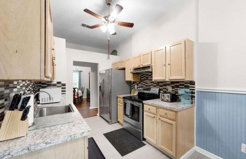 Cozy Modern 3BR Retreat St Augustine - Foto 32