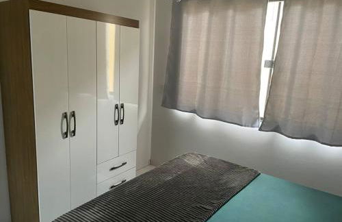 Casa com 2 quartos e garagem prox ao centro - Photo 2