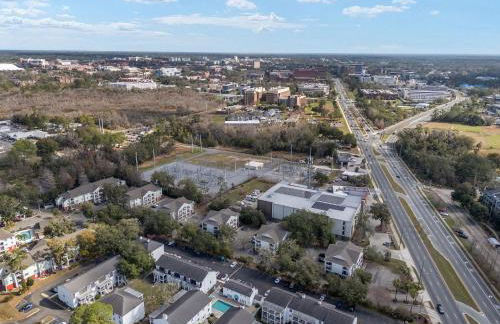 Cozy UF Condo - Near Shands UF VA on Archer Road ! - Foto 34