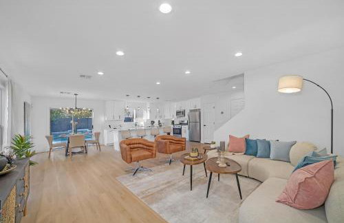 FUN Retro Arcade Villa - Pool&Spa, Arcades, Billiards,BBQ Gazebo Lounge, 10 Mins Strip - Photo 8