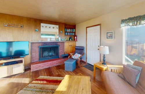 Ocean Vista Cottage - Photo 5