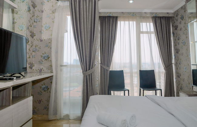 Tranquil Studio Apartment at Menteng Park - Photo 15