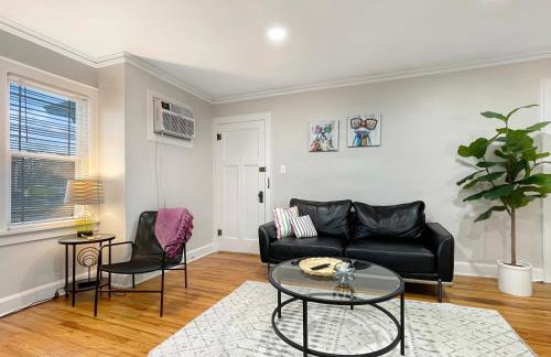 Fun & Charming 1BR Apt near Drake - Foto 1