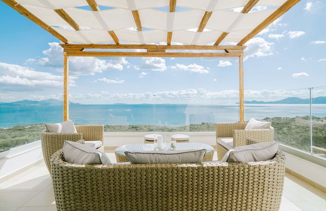 The Three Graces - Photo 57