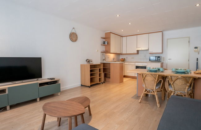 2 bedroom Apartment in Ostend - Photo 4