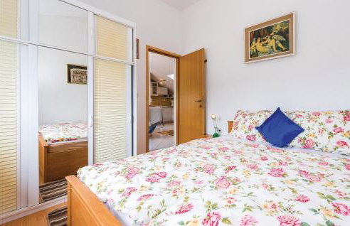 Three-Bedroom Apartment In Bilice - Foto 12