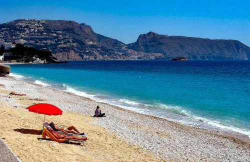 Apartamento primera línea con acceso privado a la playa - Photo 18