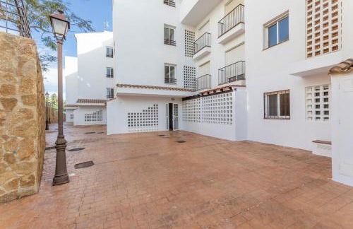 Coastal Escape & Sea Views by Domvia - Photo 21