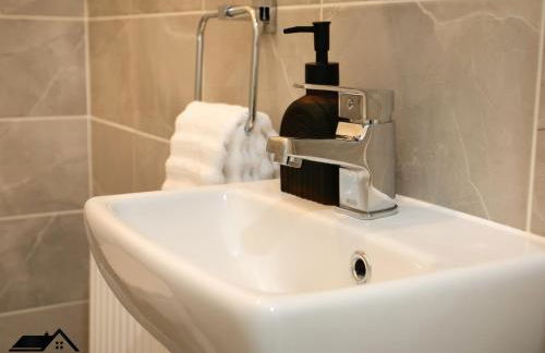 Rugby Modern&3 Bed/5 guest/25%off monthly stays - Foto 30