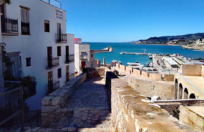 Visita guiada por Peñíscola y el Castillo del Papa Luna - Foto 1