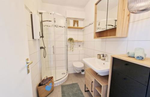 Moderne Wohnung mit großem Balkon und Weitblick - Foto 7