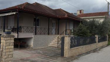 Άνετη Κατοικία για Απόδραση στη Λίμνη Πλαστήρα - Foto 3