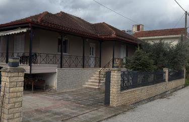 Άνετη Κατοικία για Απόδραση στη Λίμνη Πλαστήρα - Foto 3