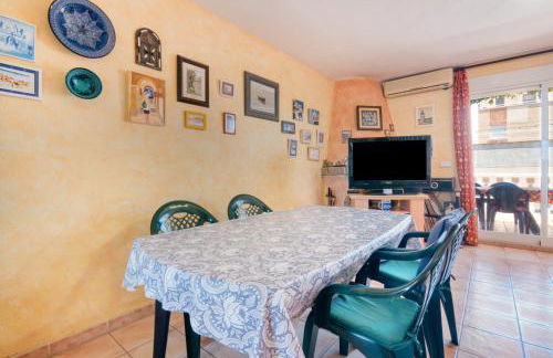 Oliva Avinyo - Photo 19