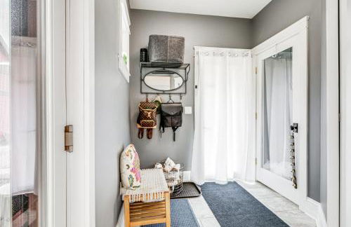 Elegant Saratoga Springs Stay Walk to Town, Track - Foto 23