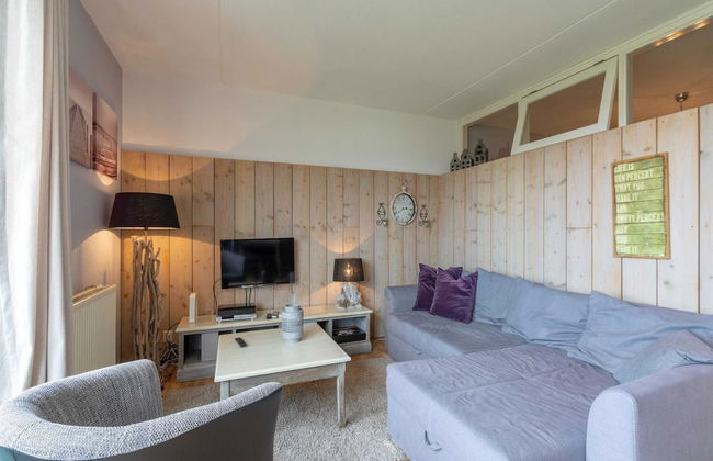 An Apartment That is Attractively Furnished - Foto 38